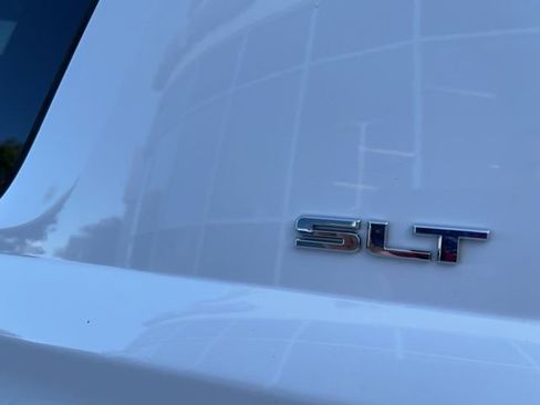 Used 2018 GMC Yukon XL SLT w/ Open Road Package AWD/4WD image 24