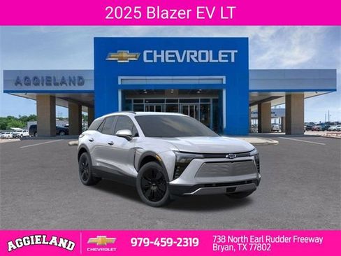 New 2025 Chevrolet Blazer EV LT image 1