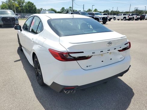 New 2025 Toyota Camry SE w/ Convenience Package image 7