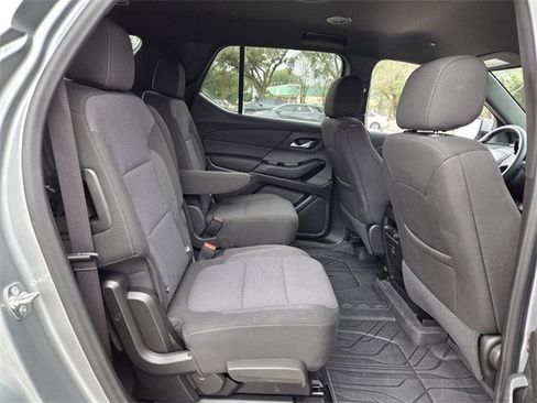 Certified 2024 Chevrolet Traverse LT image 24