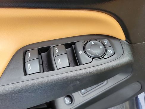 Used 2019 Chevrolet Equinox Premier image 22