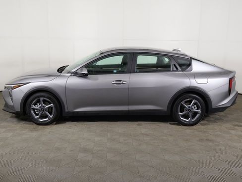 Used 2025 Kia K4 LXS image 15