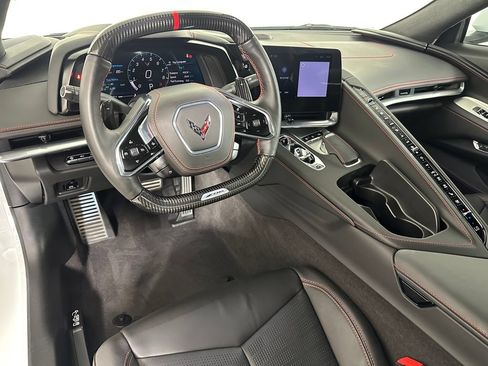 Used 2024 Chevrolet Corvette Z06 w/ Z07 Performance Package RWD image 10