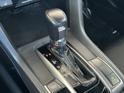 Used 2018 Honda Civic Sport Touring image 29