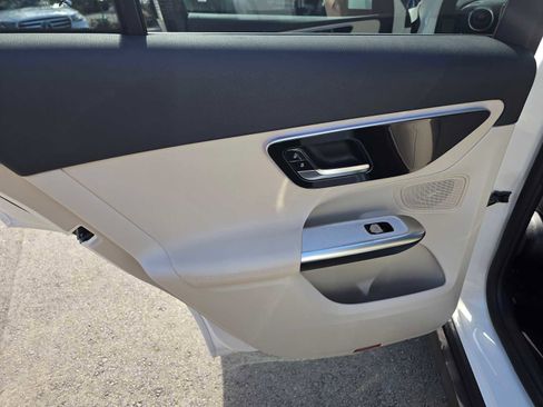 Certified 2026 Mercedes-Benz GLC 300 image 19