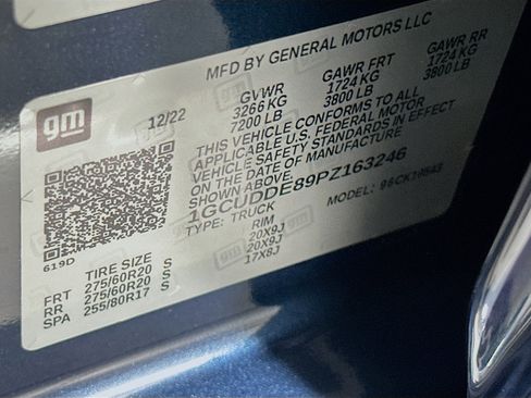 Used 2023 Chevrolet Silverado 1500 LT image 12