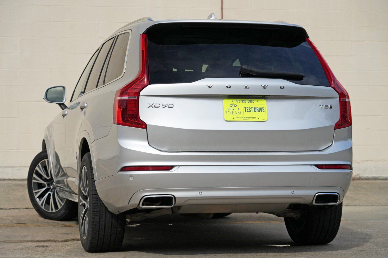 Used 2020 Volvo XC90 T8 Momentum w/ Protection Package Premier AWD/4WD image 6