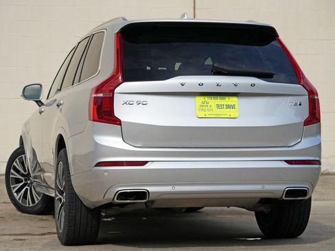 Used 2020 Volvo XC90 T8 Momentum w/ Protection Package Premier AWD/4WD image 6