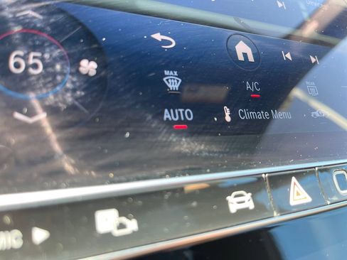 Certified 2026 Mercedes-Benz C 300 4MATIC Sedan image 25