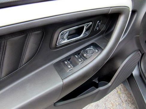 Used 2017 Ford Taurus SEL w/ Equipment Group 201A image 18