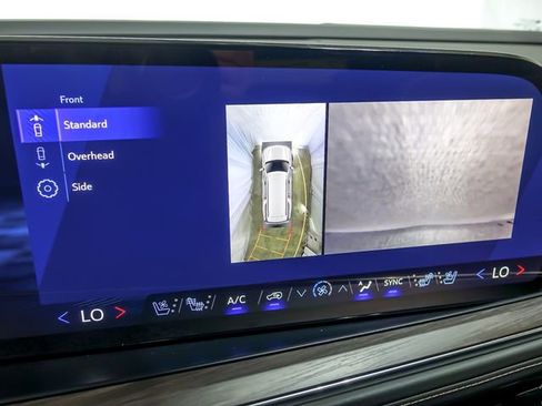 New 2026 Chevrolet Suburban Premier AWD/4WD image 21