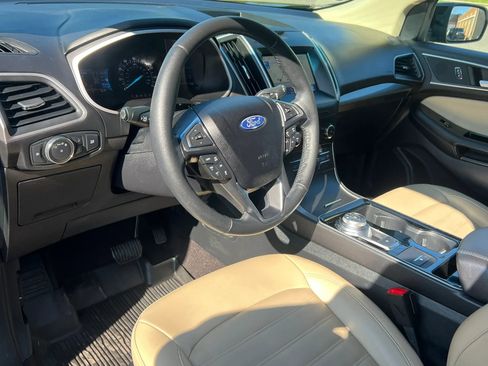 Used 2020 Ford Edge SEL AWD/4WD image 14