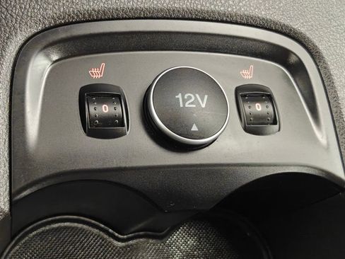 Used 2014 Ford Focus Titanium FWD image 11