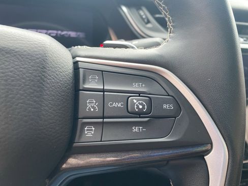 Certified 2021 Jeep Grand Cherokee L Laredo image 27