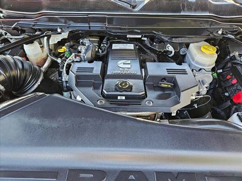 Used 2019 RAM 2500 Laramie AWD/4WD image 25