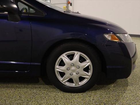 Used 2011 Honda Civic DX-VP image 12
