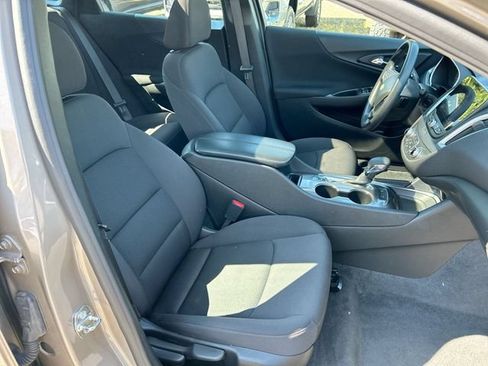 Used 2024 Chevrolet Malibu LT FWD image 27