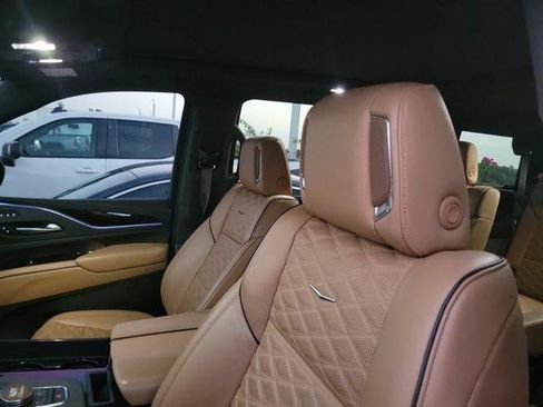 Certified 2023 Cadillac Escalade Sport w/ LPO, ONYX Package RWD image 6