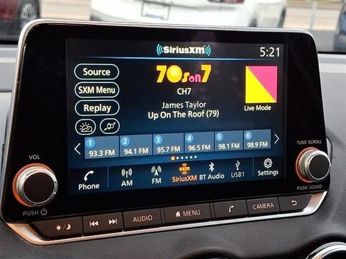 Used 2023 Nissan Sentra SV w/ Trunk Package image 17