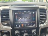 Used 2019 RAM 1500 Classic SLT w/ Luxury Group image 6