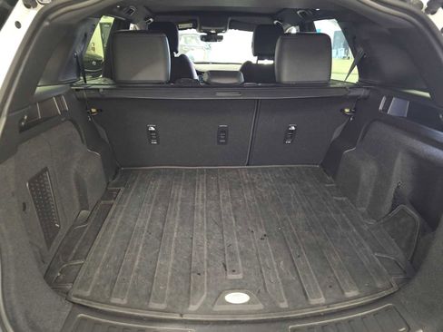 Certified 2024 Land Rover Discovery Sport Dynamic SE image 14