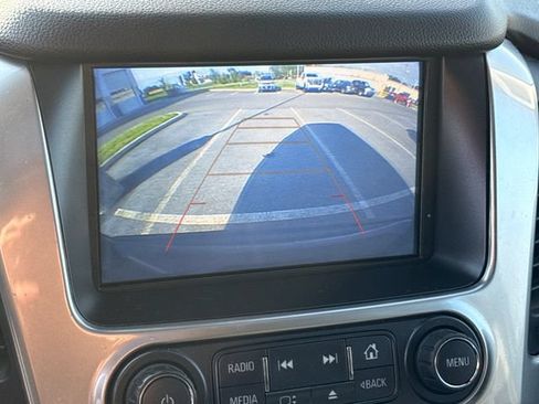 Used 2020 Chevrolet Tahoe LT AWD/4WD image 33