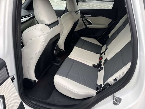 New 2026 BMW X1 xDrive28i w/ Technology Package image 15