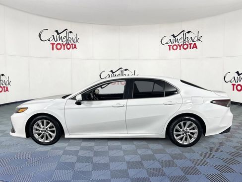 Used 2021 Toyota Camry LE w/ Carpet Mat Package (TMS) image 4