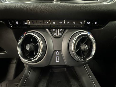 Used 2024 Chevrolet Blazer LT w/ Redline Edition FWD image 28