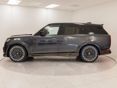Used 2025 Land Rover Range Rover Long Wheelbase Autobiography AWD/4WD image 4