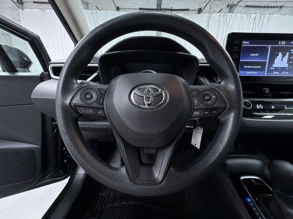 Certified 2021 Toyota Corolla LE w/ Carpet Mat Package (TMS) FWD image 25