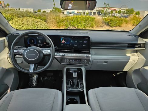 Used 2026 Hyundai Kona SEL Sport FWD image 22