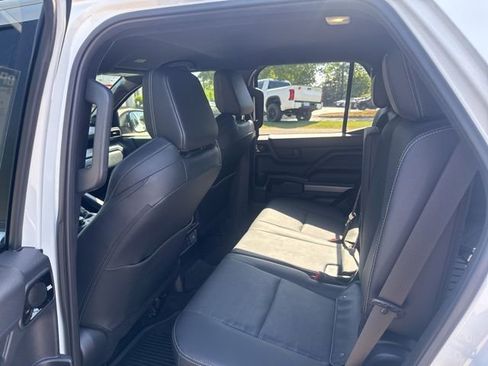 Used 2025 Toyota 4Runner TRD Off-Road Premium image 20