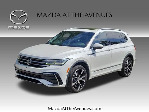 Used 2022 Volkswagen Tiguan SEL R-Line AWD/4WD image 1