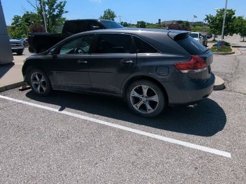 Used 2015 Toyota Venza XLE w/ XLE Premium Package AWD/4WD image 6