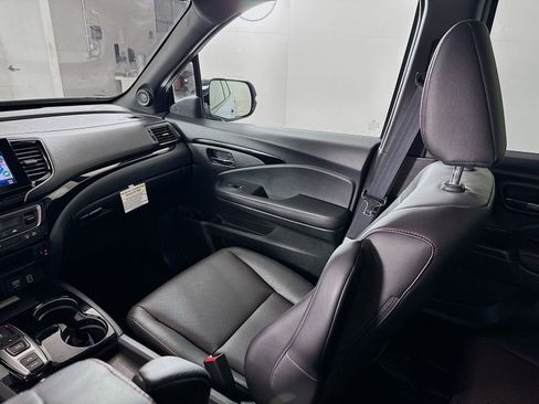 Used 2023 Honda Ridgeline Black Edition image 21