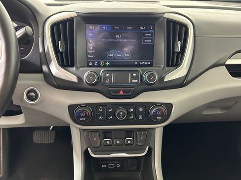 Used 2019 GMC Terrain SLT w/ Preferred Package FWD image 22