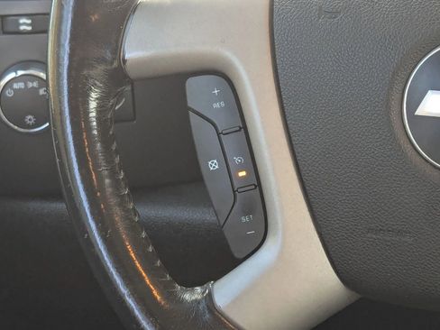 Used 2009 Chevrolet Silverado 1500 LT w/ Power Pack Plus AWD/4WD image 17