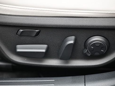 New 2025 Genesis G70 3.3T Advanced w/ Sport Prestige Package image 27