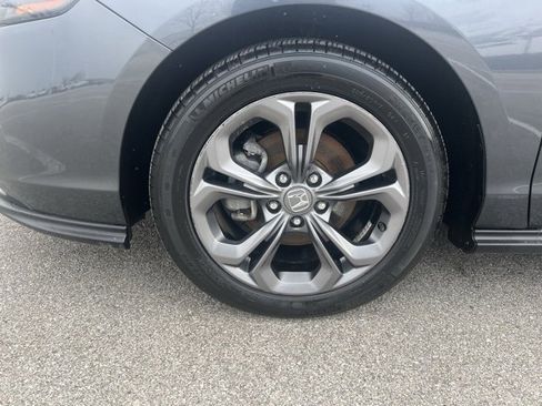 Used 2023 Honda Accord EX image 9