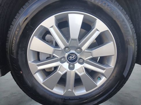 Used 2024 Hyundai Palisade SEL FWD image 14