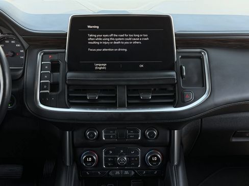 Used 2021 Chevrolet Tahoe Z71 w/ Rear Media and Nav Package AWD/4WD image 16