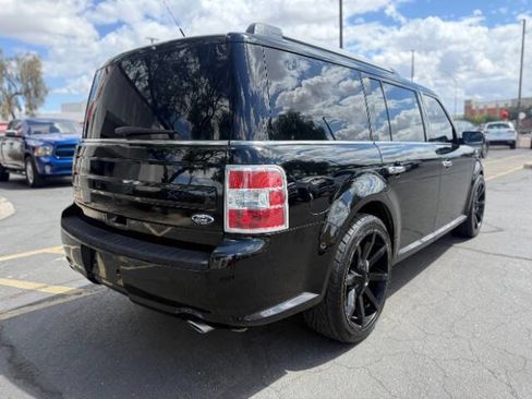 Used 2018 Ford Flex SEL FWD image 3