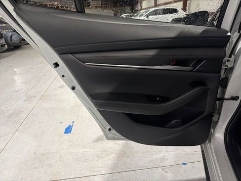 Used 2025 MAZDA MAZDA3 s image 30