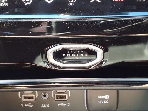 New 2026 Jeep Grand Cherokee Limited Reserve AWD/4WD image 15