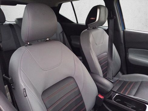 Used 2023 Nissan Kicks SR w/ SR Premium Package FWD image 15