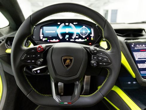 Used 2026 Lamborghini Temerario AWD/4WD image 36