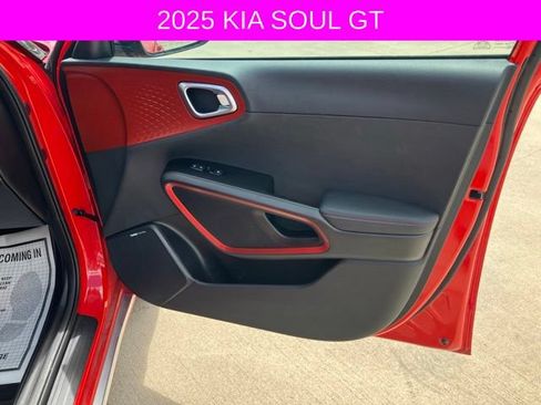 Used 2025 Kia Soul GT-Line w/ GT-Line Technology Package FWD image 13