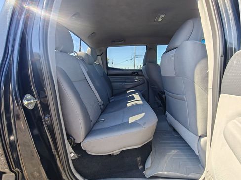 Used 2014 Toyota Tacoma 4x4 Double Cab image 31