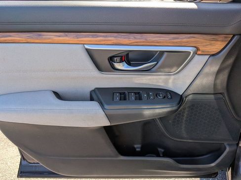 Used 2019 Honda CR-V EX image 12